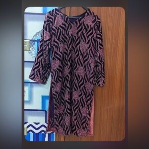 Pink and Black Floral Patterned Dress and Pants Set velvet palachi chest 42